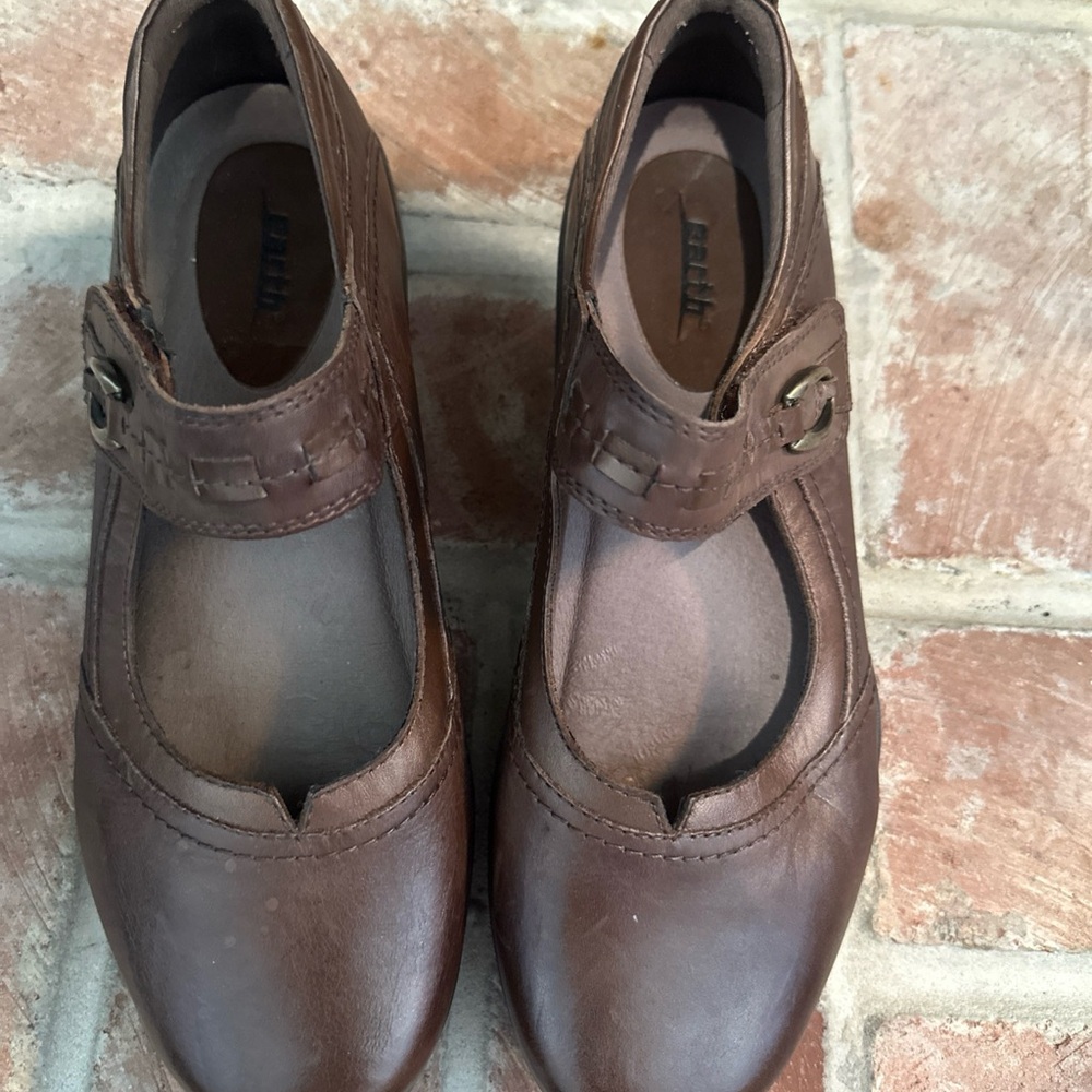 Earth Chocolate Mary Jane Flats